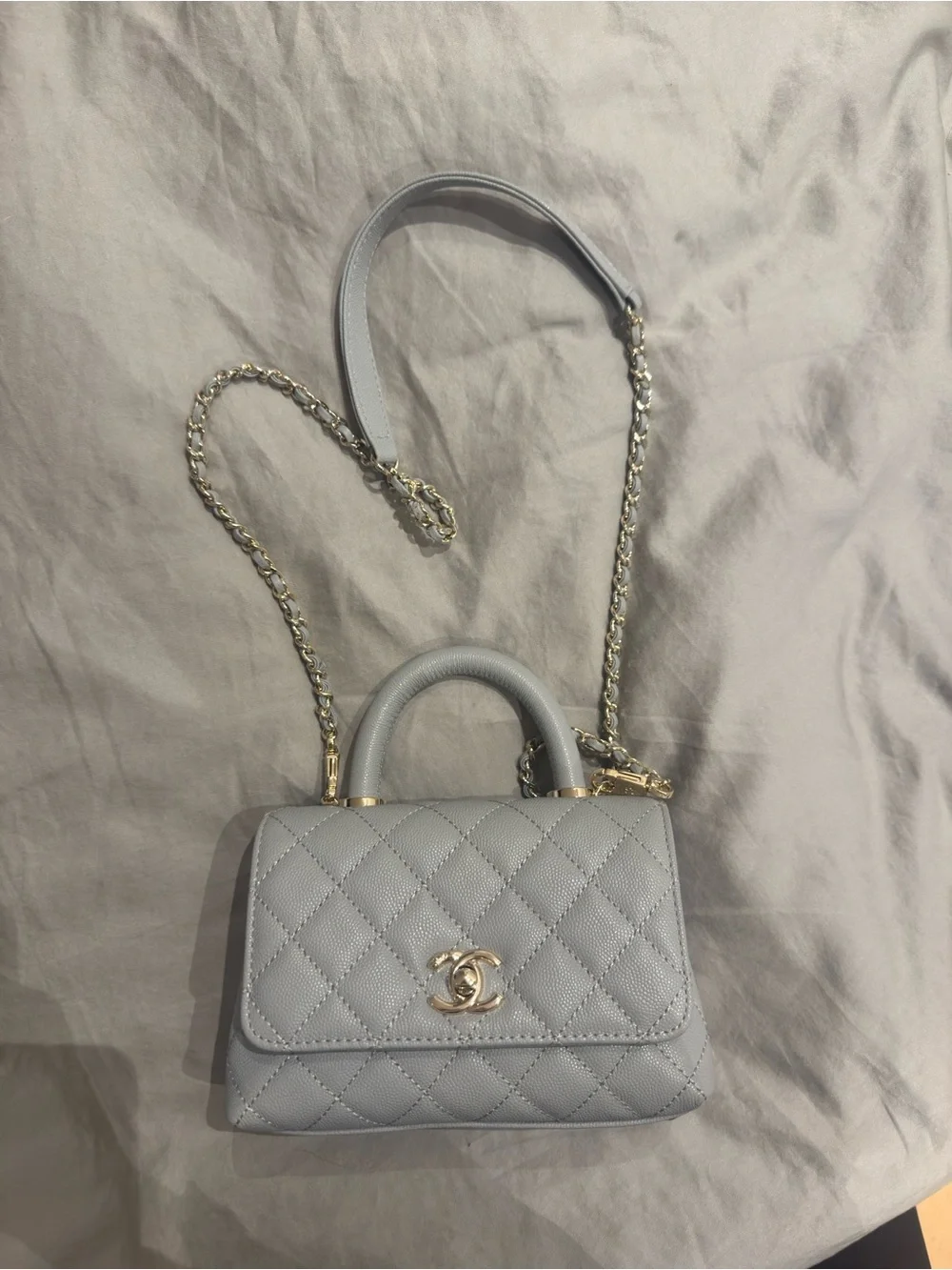 CHANEL COPY Quilted Handle Bag in Pale Gray with Gold Hardware  19*14*9 cm